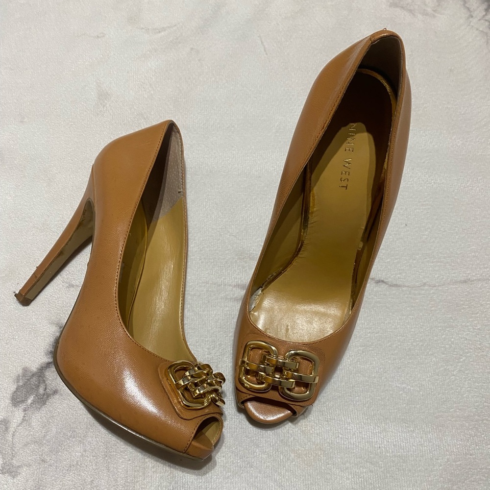 Nine West Tan Heals with Gold Accent